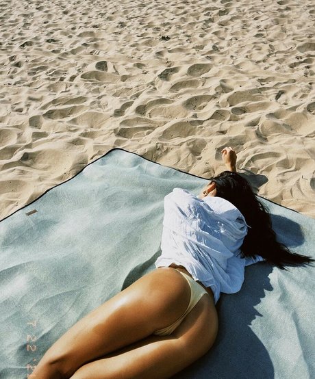 amateur squirt onlyfans naked pic