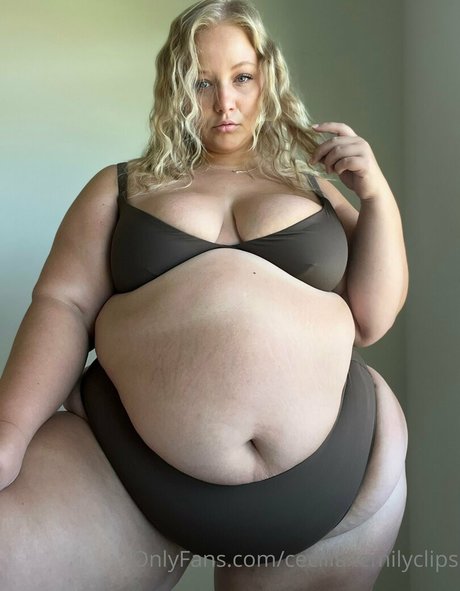 ceciliaxemilyclips pornstar nice archive