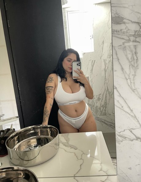 pretty ebony onlyfans pornos img