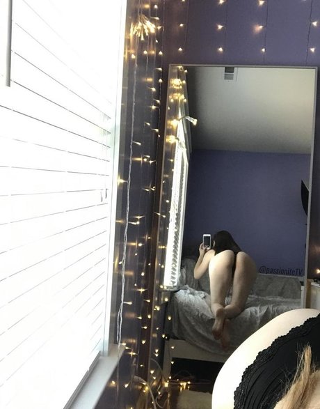 melvniely perfect pornstar pic