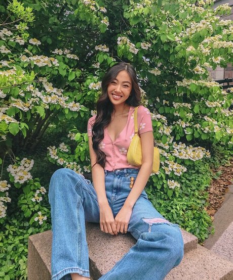 Waikei Waikeezy porn star galleries