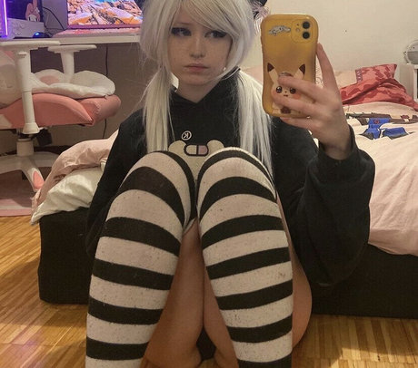 empzthy model exclusive gallery