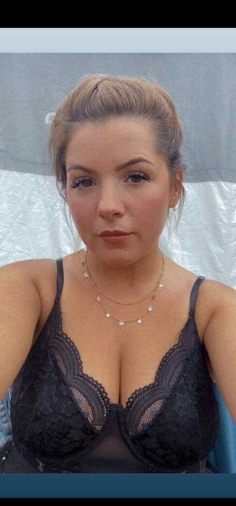 Laura Delaney erotic pornstar img