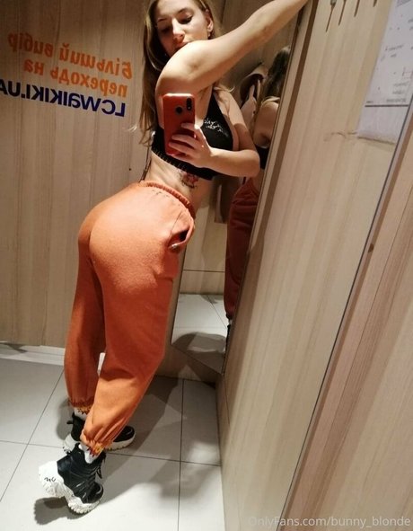 bunnyblondee pornstar nice image