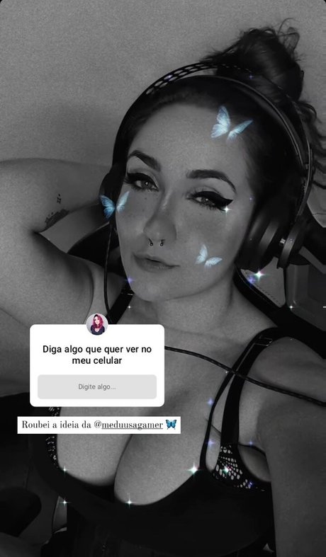 wzuia hot pornstar gallery