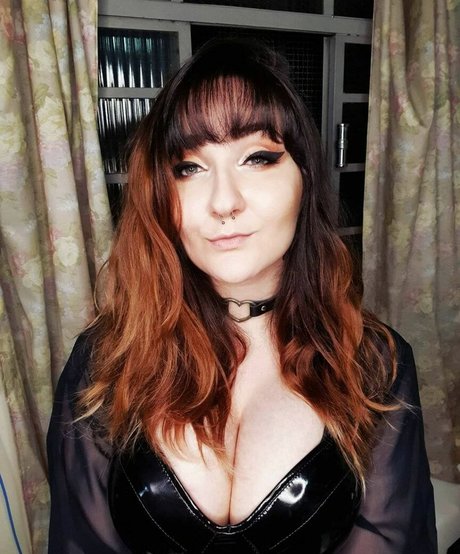 big tits cougar onlyfans hot sexy pictures