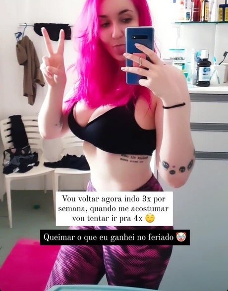 wzuia beautiful pornstar picture