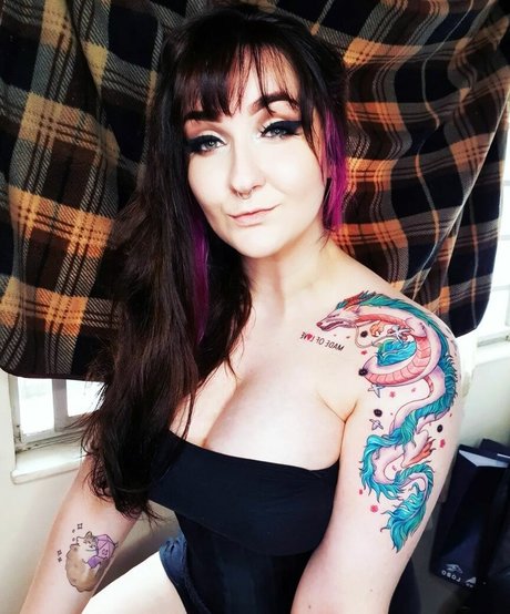 wzuia model porn images