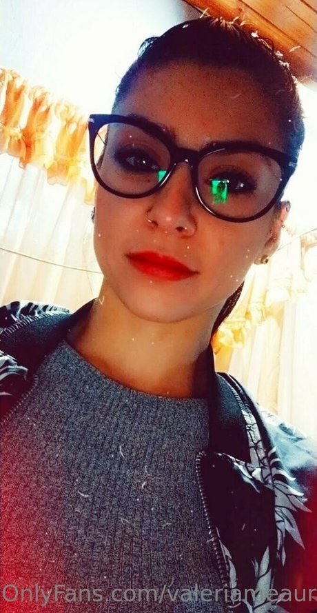 pampi cush sexy actress picture