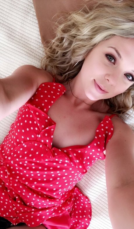 pregnantcaireen pornstar pictures