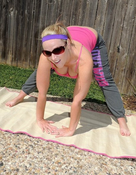 deesiren high quality model photo