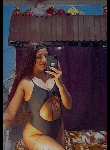 dolcecamila model high quality picture