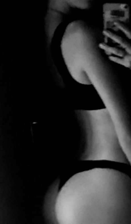 Morgane Wauquier star art picture