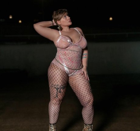 Jenn Leigh free actress galleries