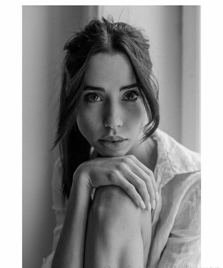 busty mom onlyfans hd pictures