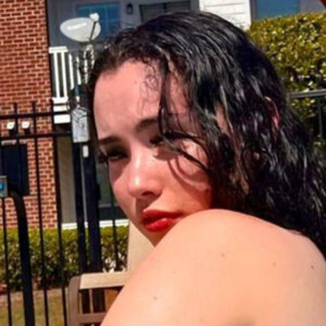 Ouhjulie exclusive pornstar archive