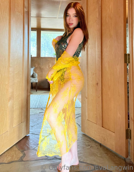 Eva Langwin naked star photo
