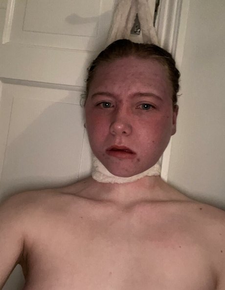 rose lizzy200345 pornstar xxx gallery