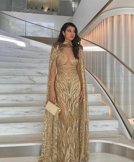 saraecheagaray beautiful star image