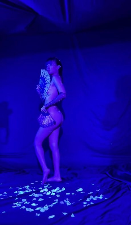 Jeannie Elise Mai pornstar nice pictures