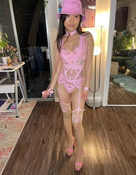 Jeannie Elise Mai art actress picture