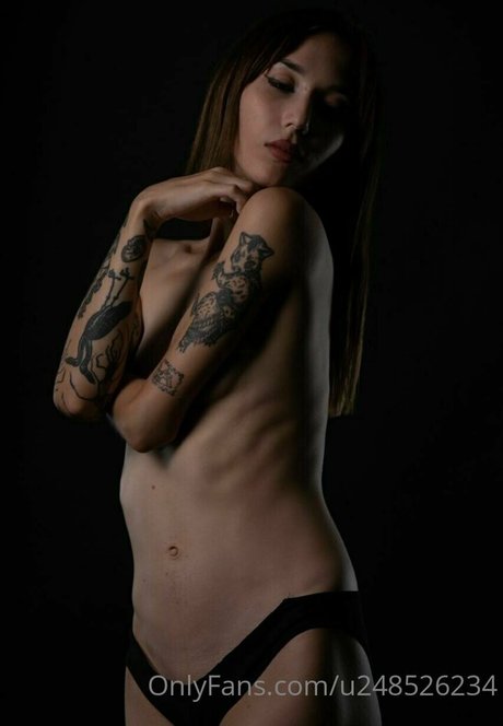 cutie bratz naked model photos