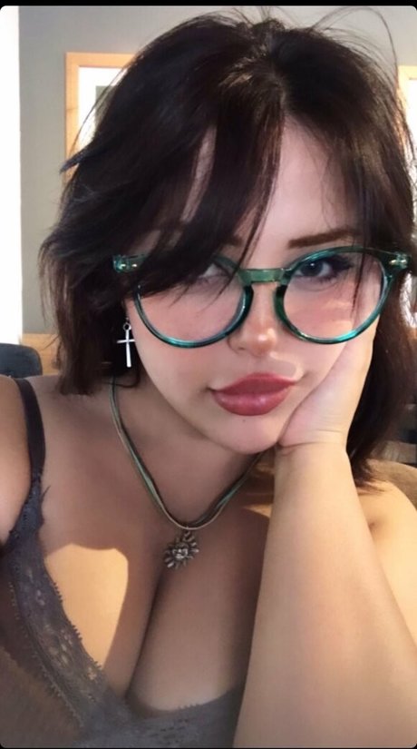 Melekwhoo nice actress galleries