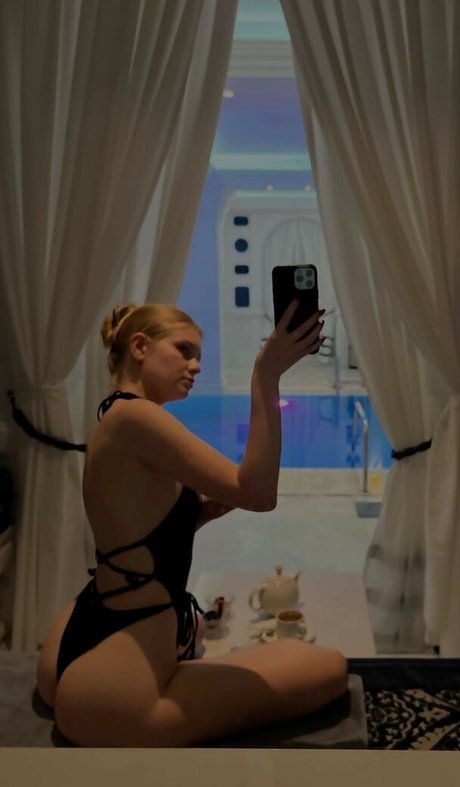 Vladababy model art archive