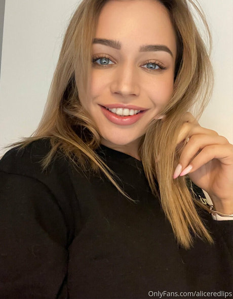 emanovak model adult pictures