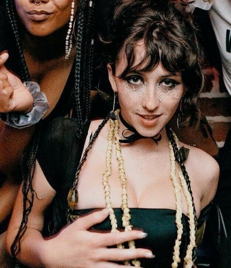 Anuheanihipali sex model pictures