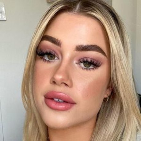 Tameeka Kerr model art pic