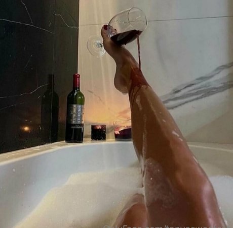 swinger milf onlyfans porno pictures