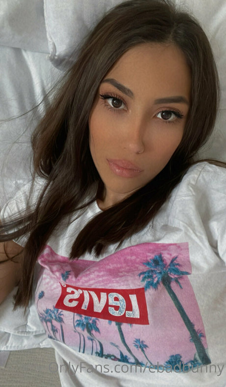 ebadbunny pretty actress img
