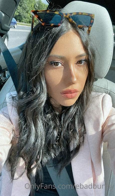 ebadbunny star hot pic