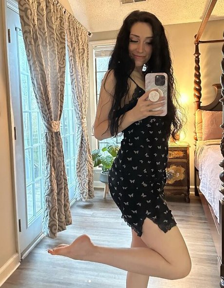 Sexy Hxy naked pornstar archive