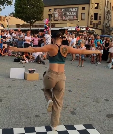 Nicole Czuj pornstar archive