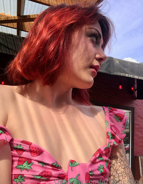 aziebugxfree pretty pornstar pics