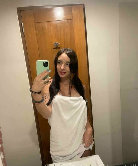 angel crystalll model pretty pictures