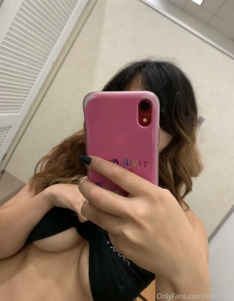 liskissesf best star photos