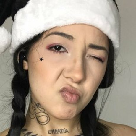 Valeria Valois erotic model pic