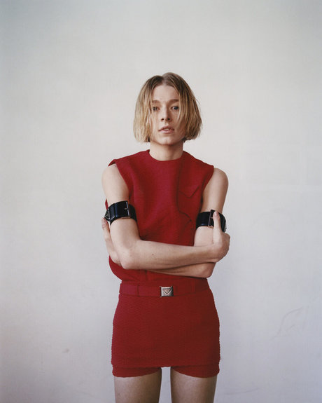 Hunter Schafer erotic model images