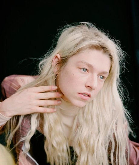Hunter Schafer nudes model img