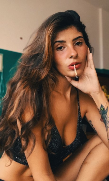 Dhevil erotic pornstar photo