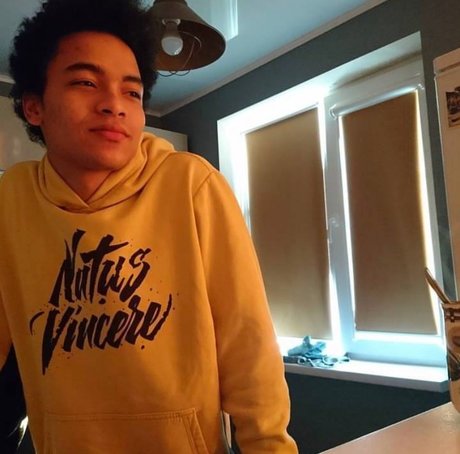 Dondo Gremory high quality pornstar img