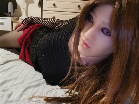 Pippa Doll hot star images