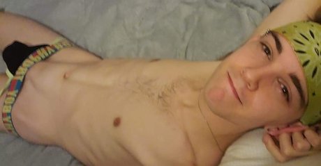 Lukas Quinn naked model pictures