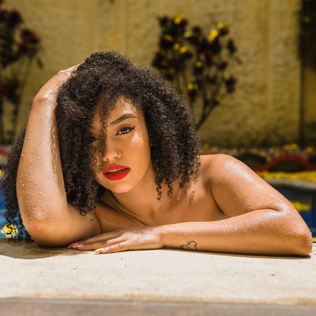 veronicaexotic_ model sex galleries