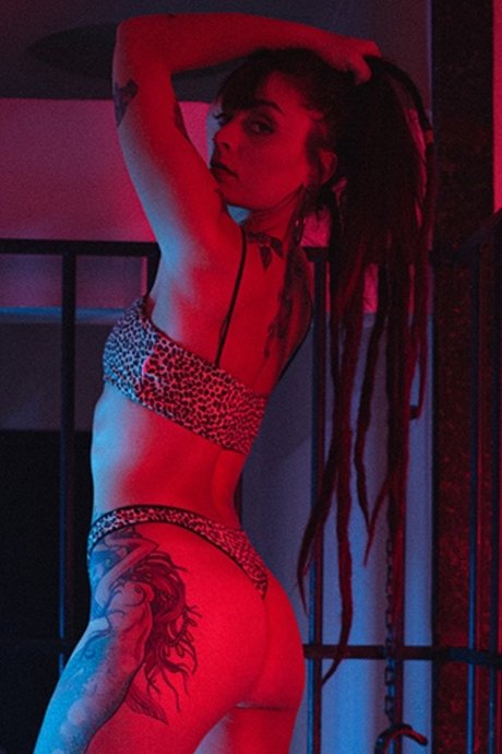 Dread Cat erotic pornstar photos