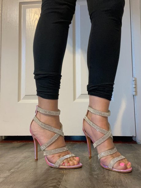 nica s feet star sexy picture