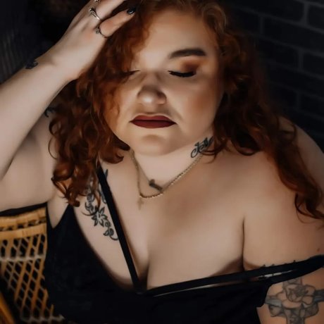 Royality hot star archive